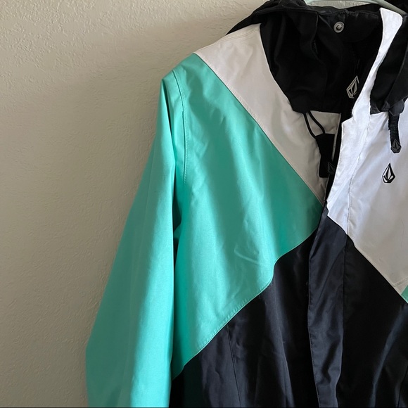 Volcom Snow Jacket - Picture 3 of 6